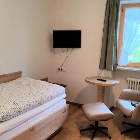 게스트하우스 Gaestehaus Luitz-kennerknecht