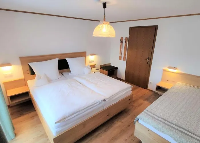 Gaestehaus Luitz-kennerknecht Penzion *